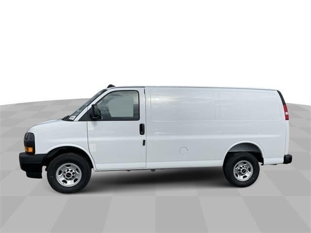 2024 GMC Savana