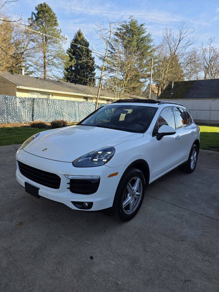 2016 PORSCHE Cayenne