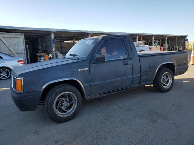 Mitsubishi Mighty Max