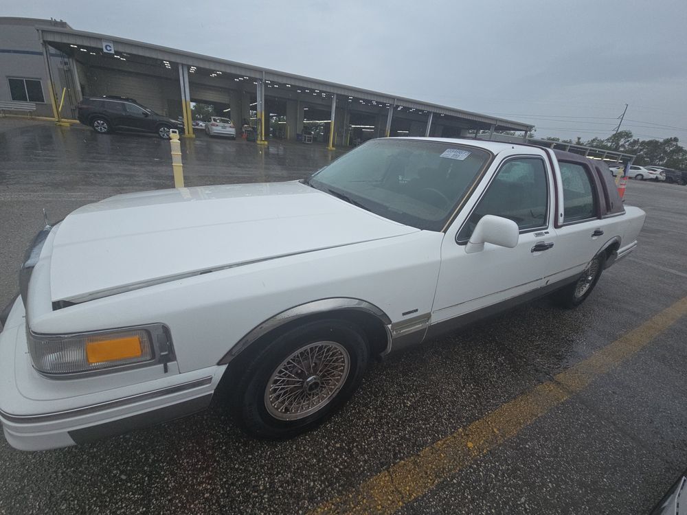 Lincoln Town Car