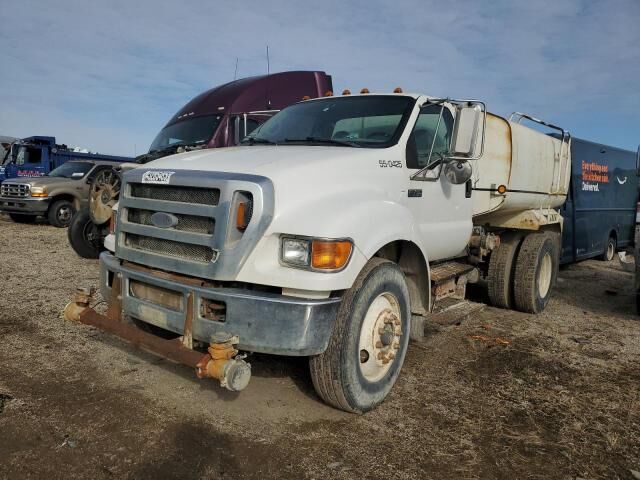 Ford F-750
