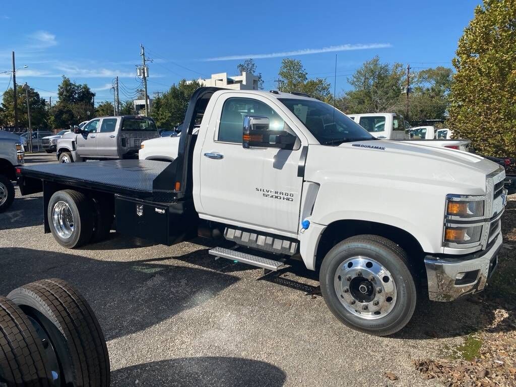 2024 GMC Silverado Medium Duty