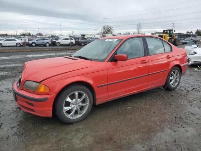 BMW 323i