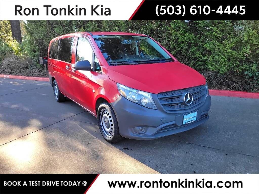 Mercedes-Benz METRIS