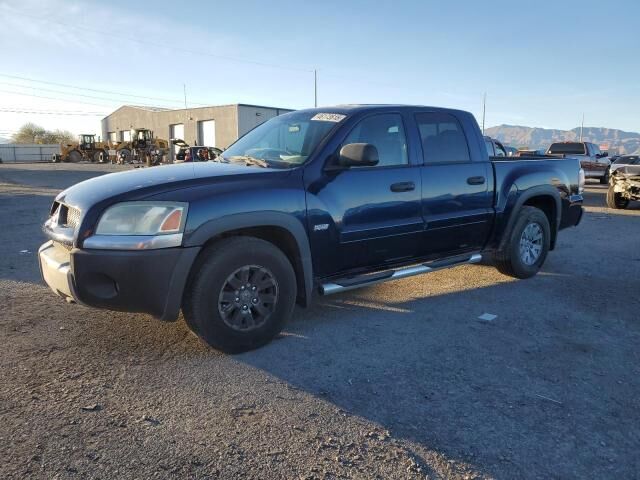 Mitsubishi Raider