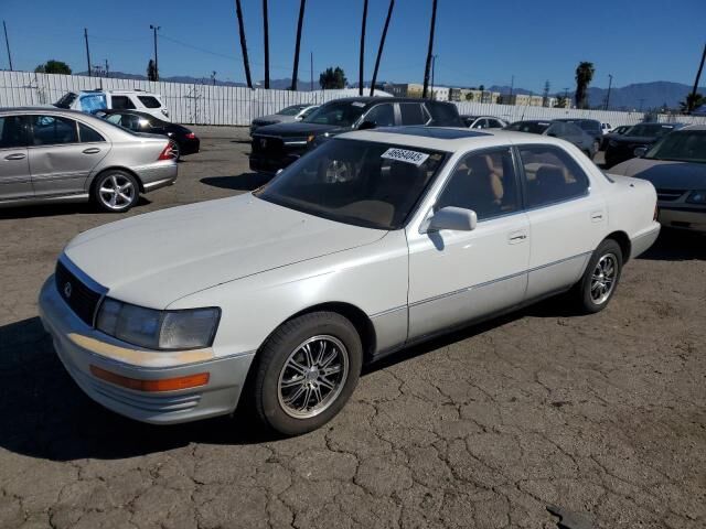 Lexus LS