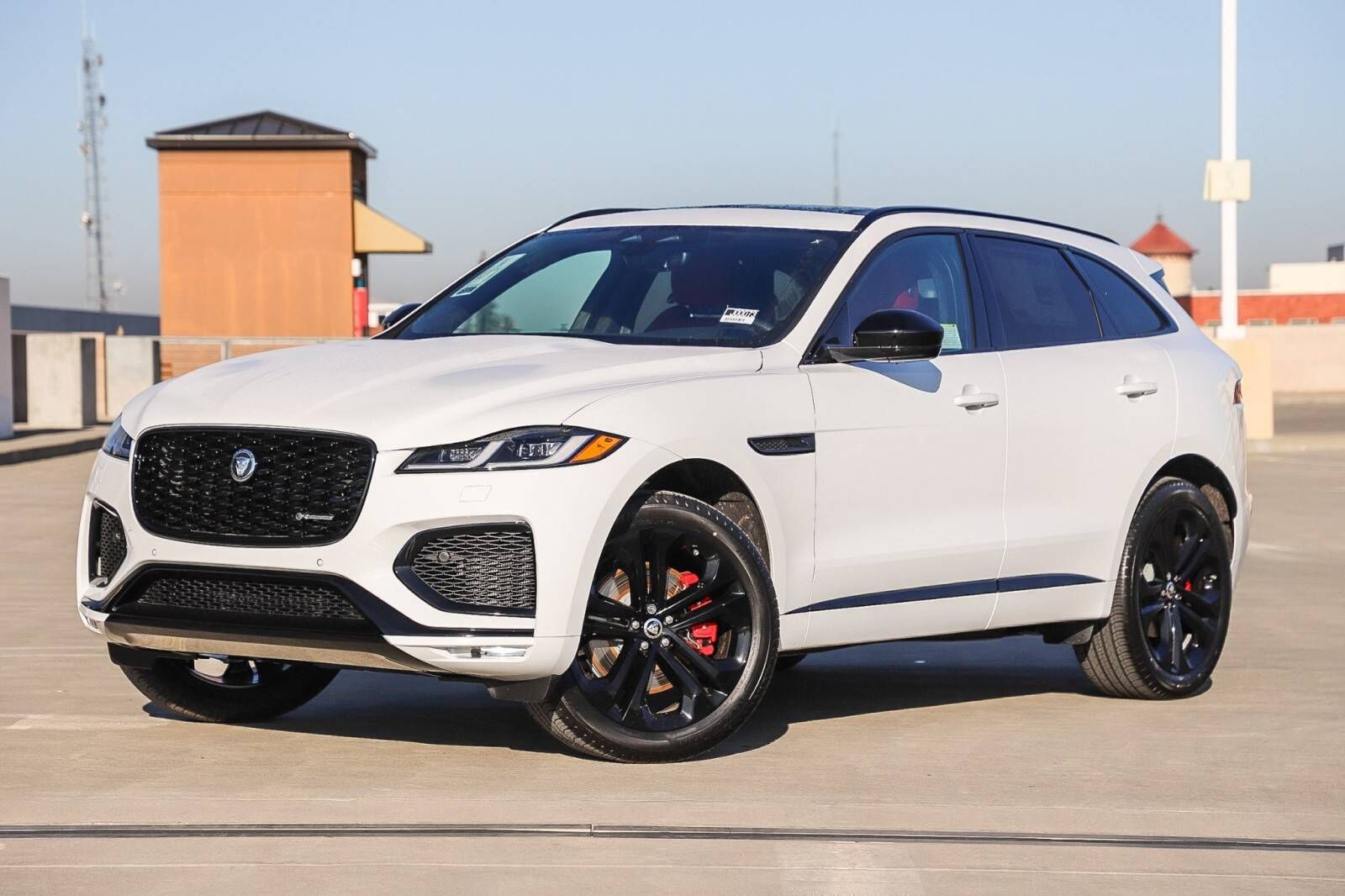 2025 JAGUAR F-Pace