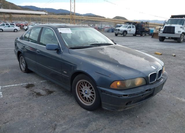 BMW 525i