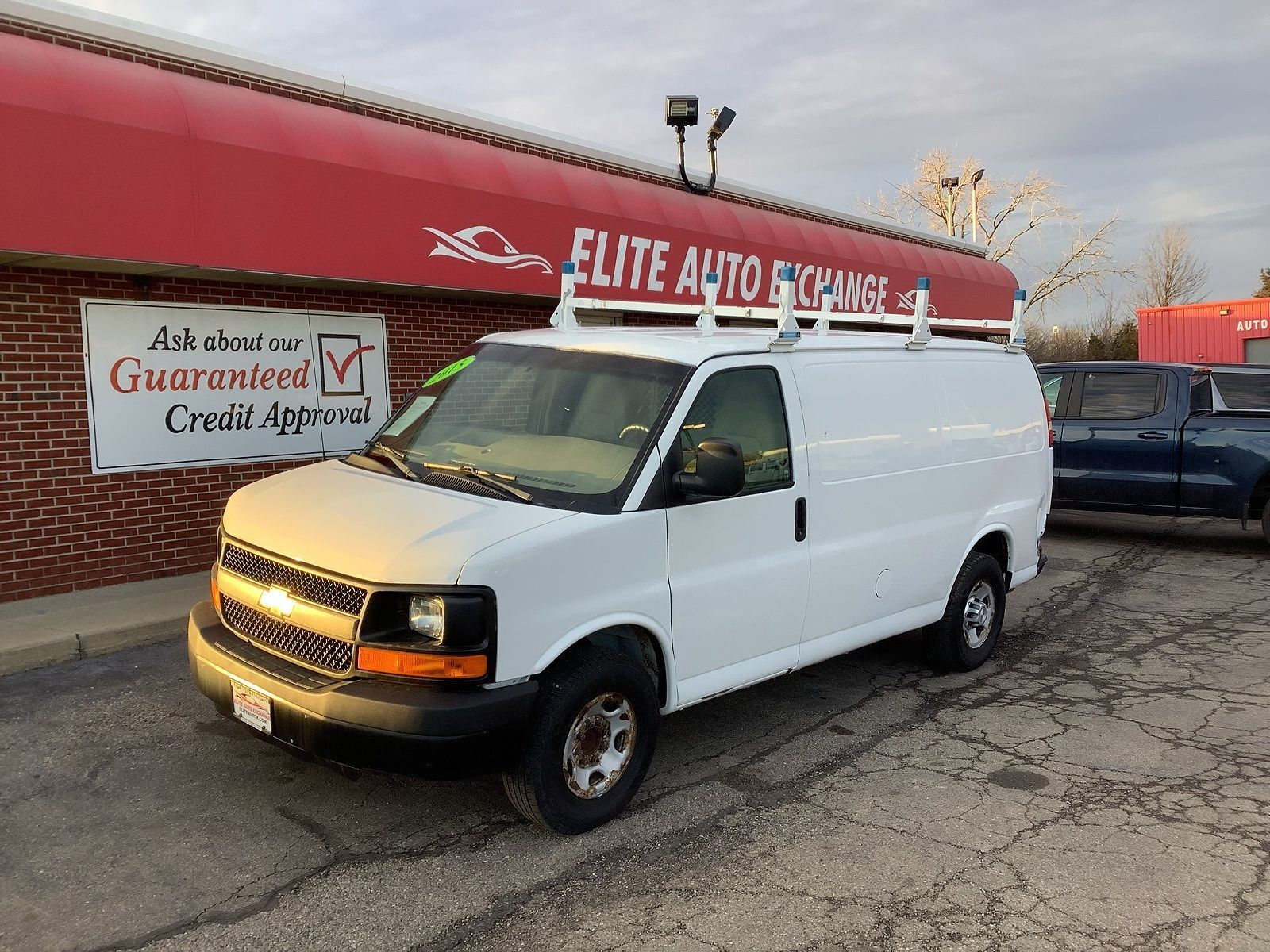 2021 CHEVROLET Express