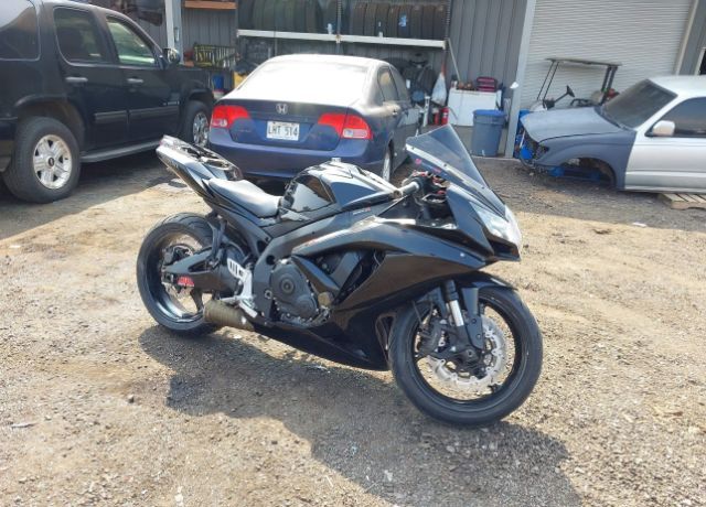 Suzuki GSX-R750