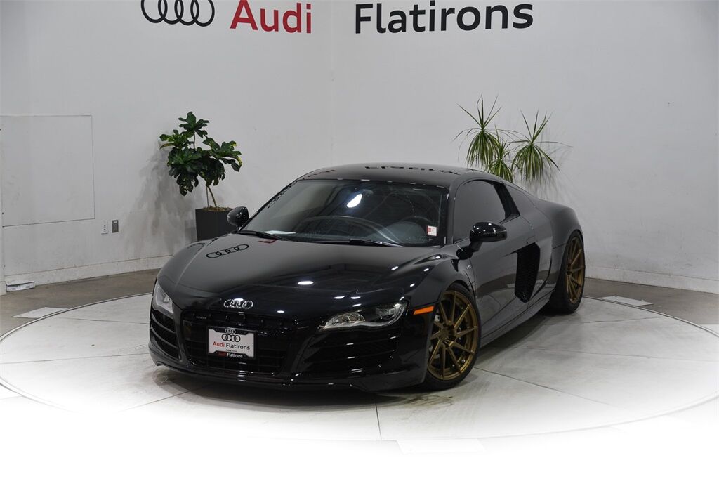 Audi R8
