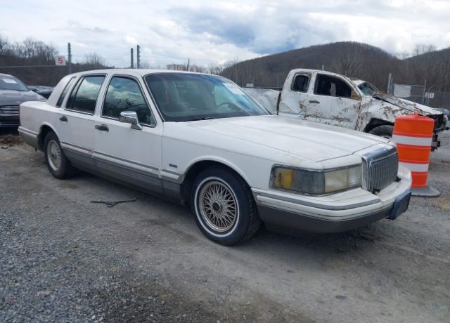 Lincoln Town Car