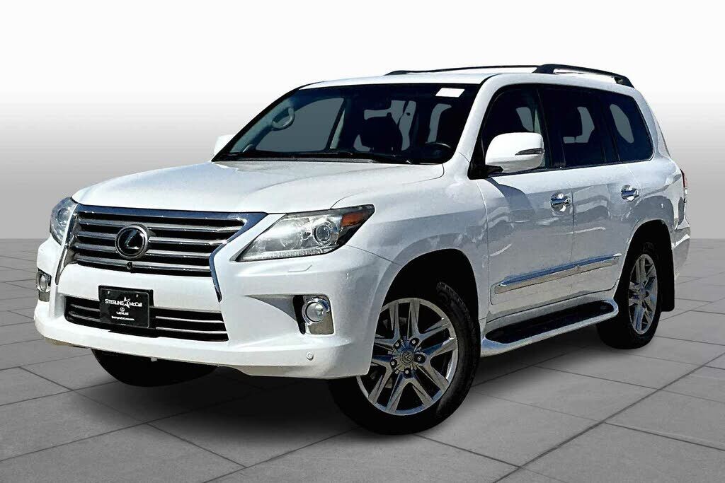 Lexus LX