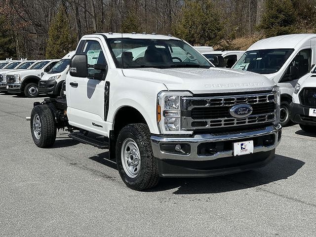2025 FORD F-350