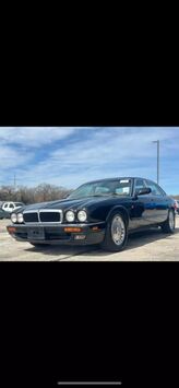 Jaguar XJ6