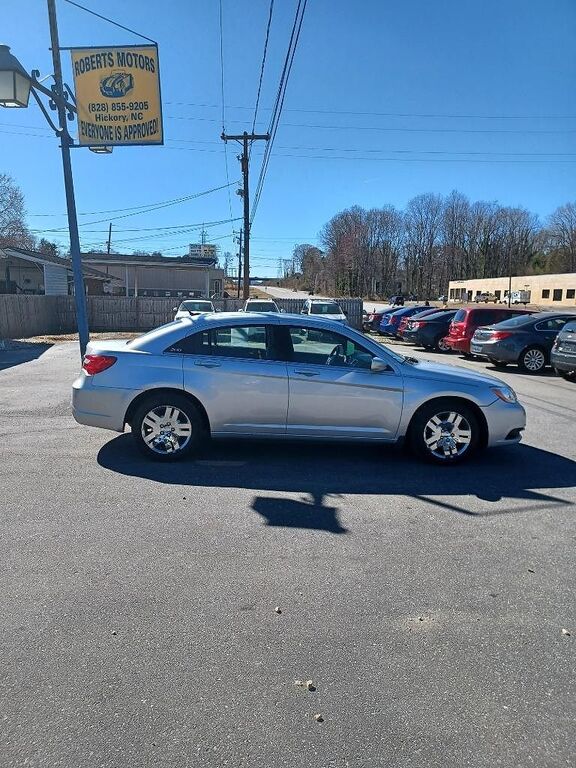 2012 CHRYSLER 200