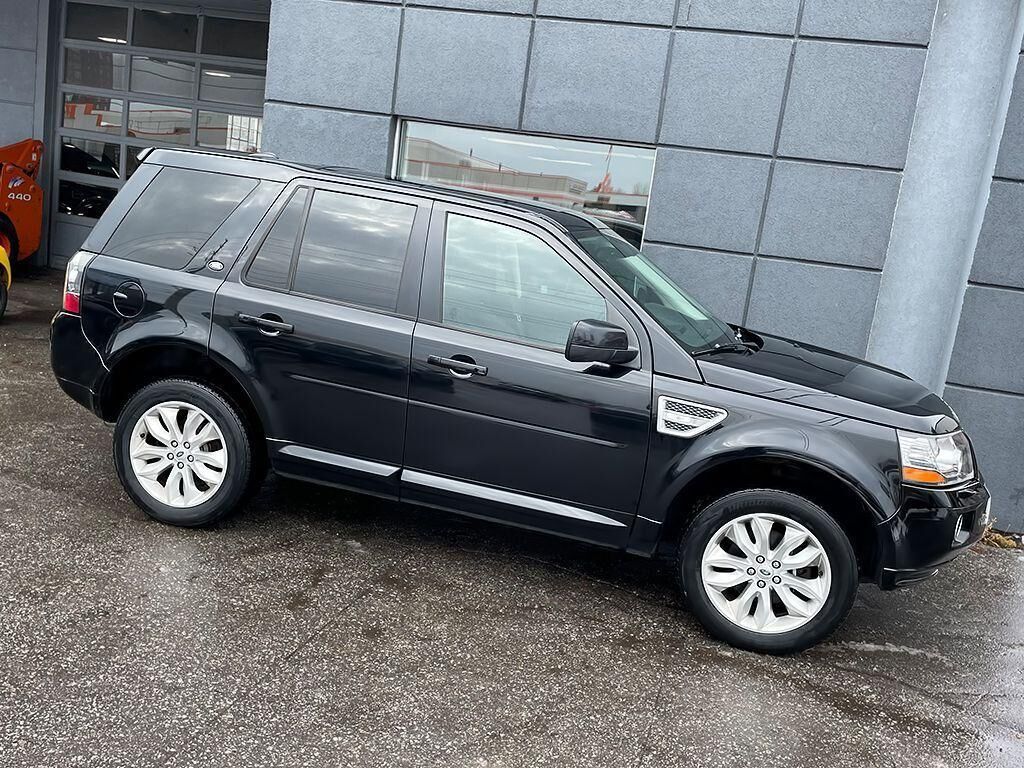 Land Rover LR2