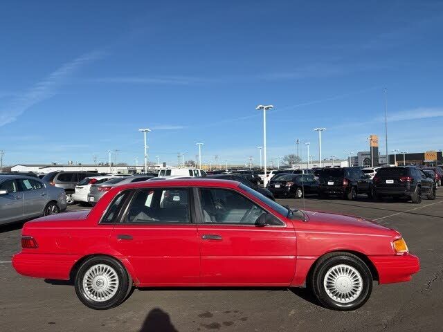 Mercury Topaz