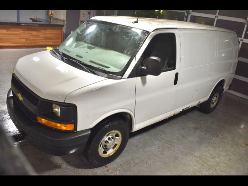 2013 CHEVROLET Express