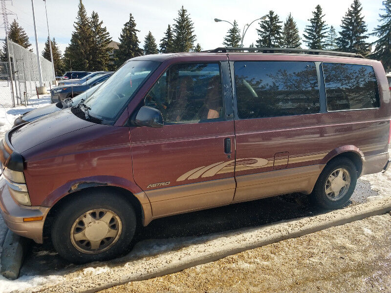 Chevrolet Astro Van