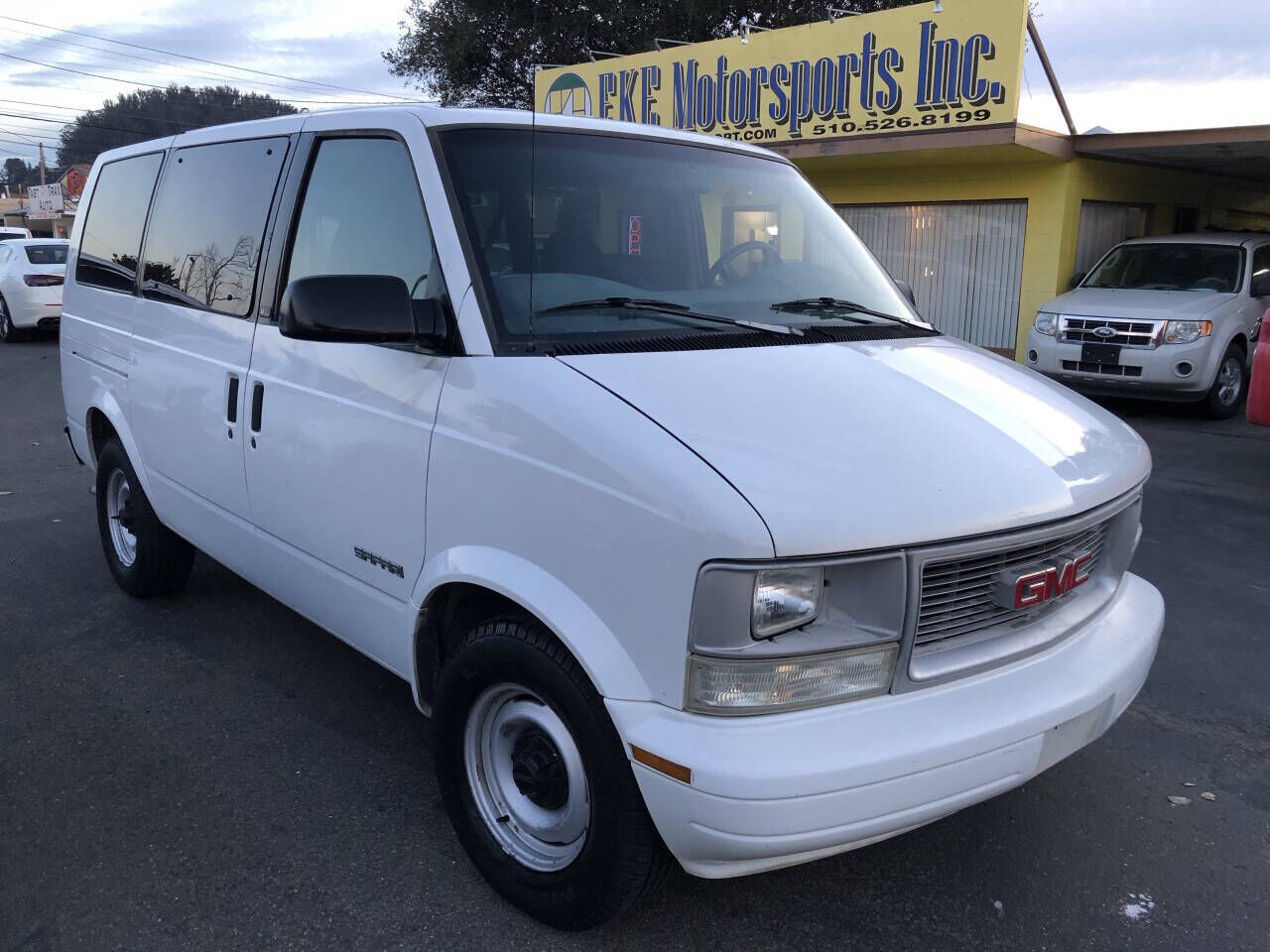 GMC Safari