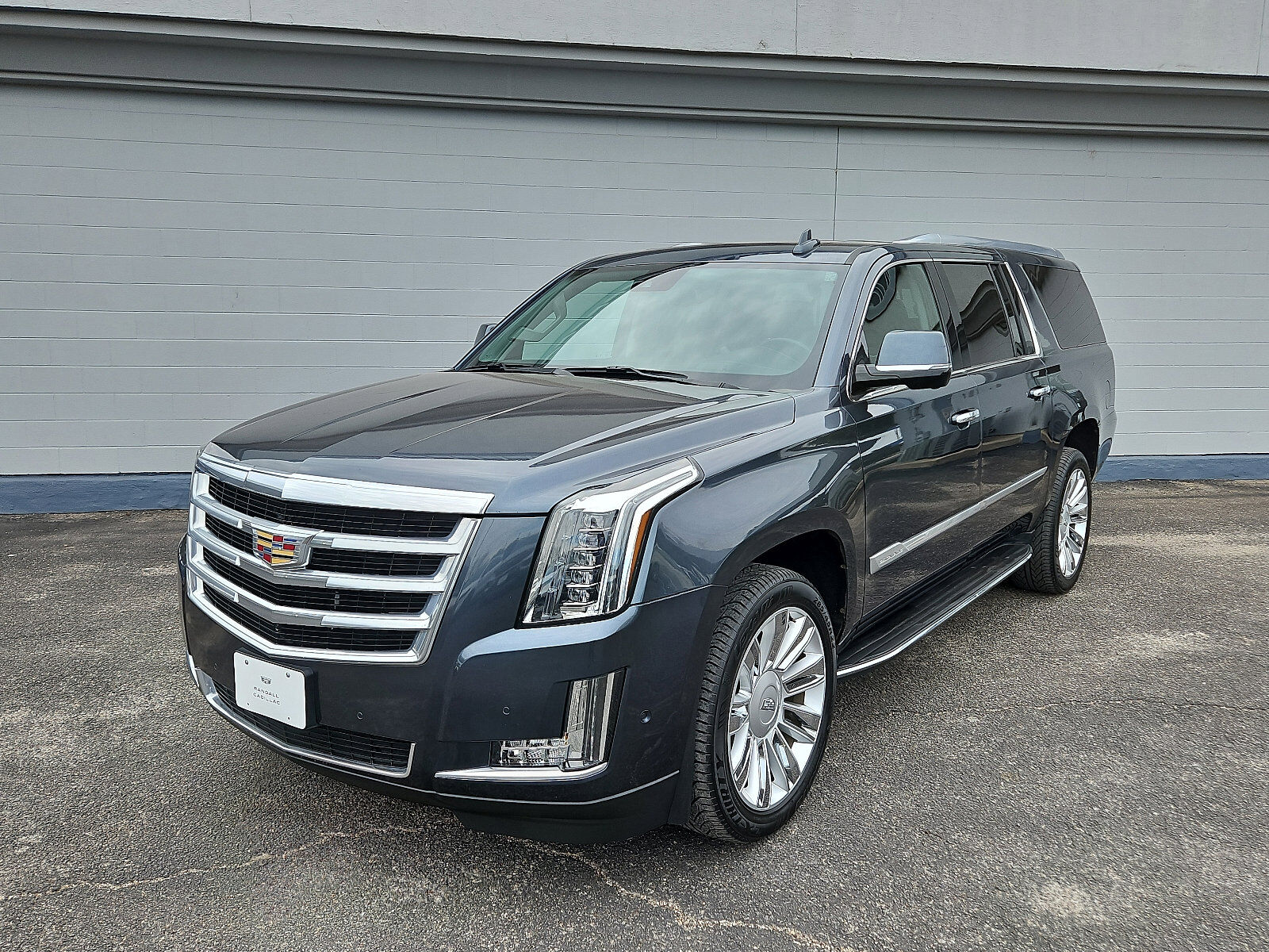 2020 CADILLAC Escalade ESV