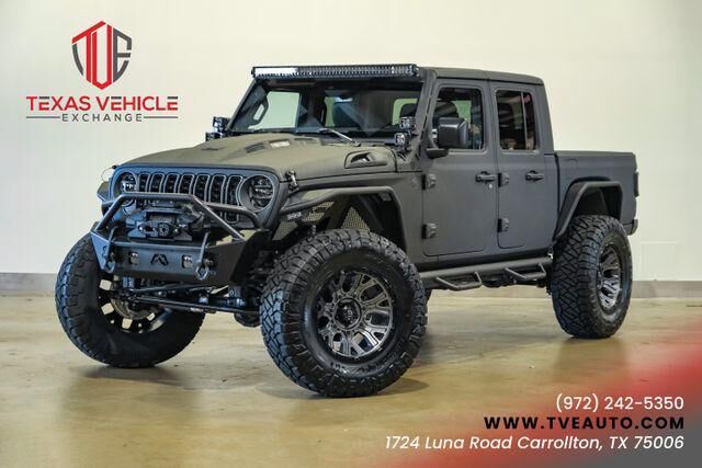 2025 JEEP Gladiator