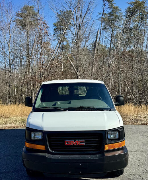 GMC Savana