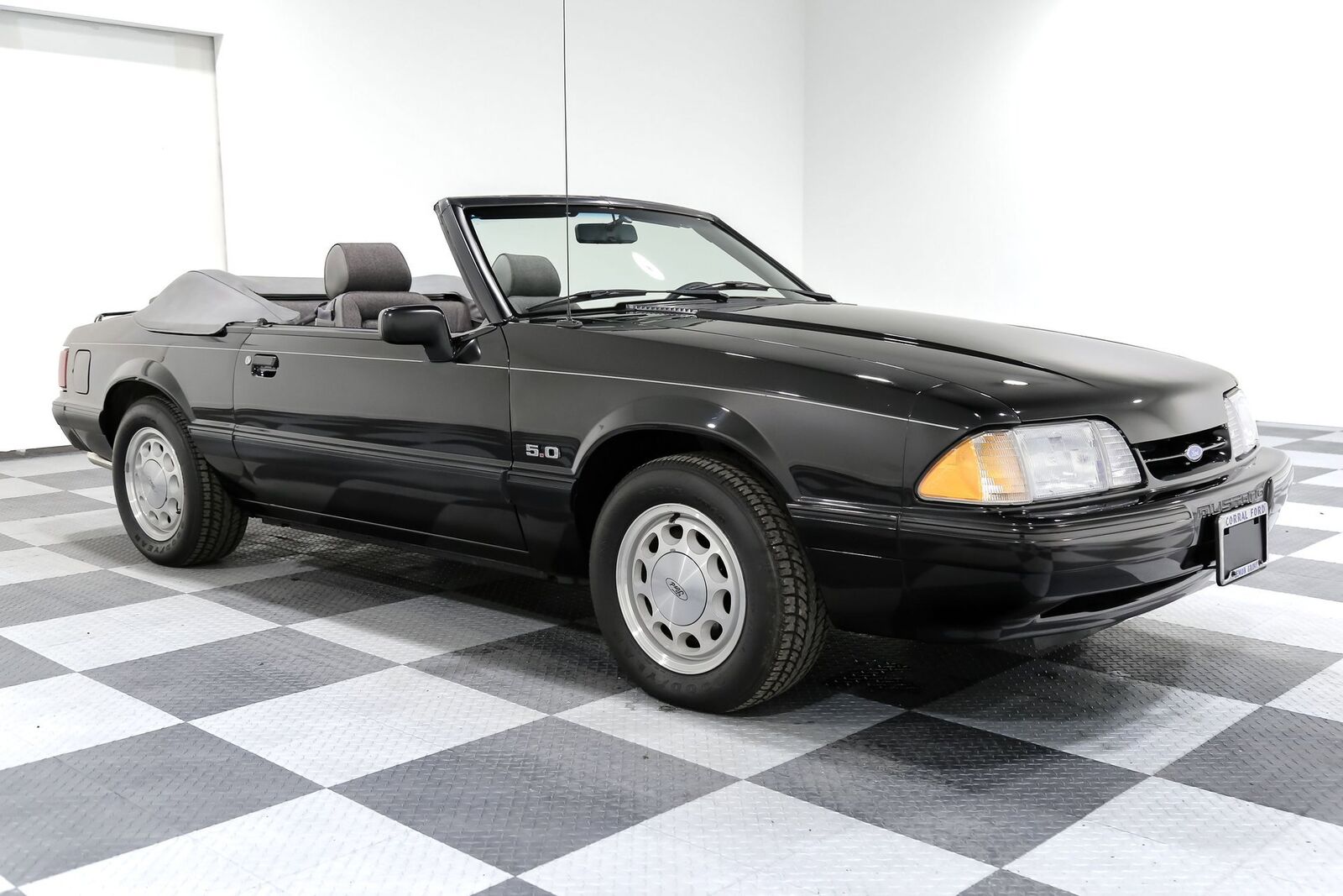 1989 FORD Mustang