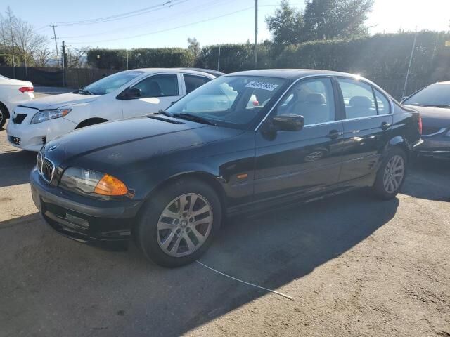 BMW 328i