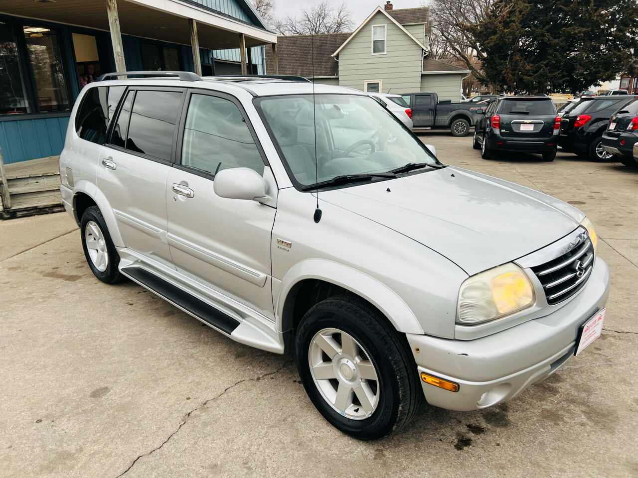 SUZUKI
