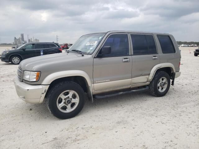 Isuzu Trooper