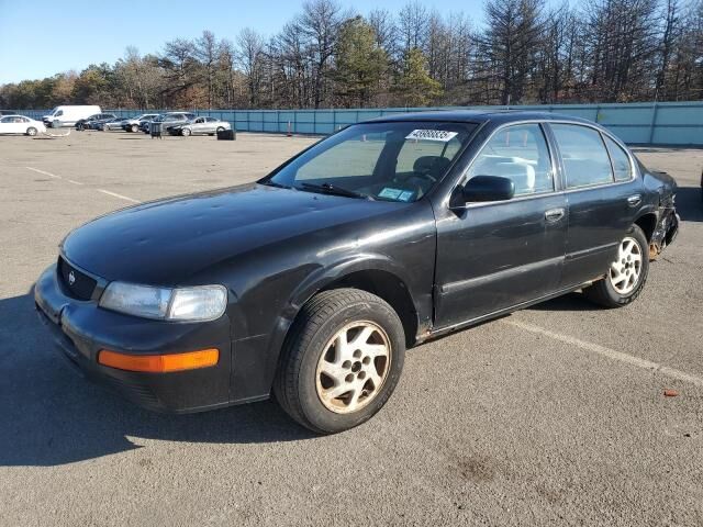 Nissan Maxima