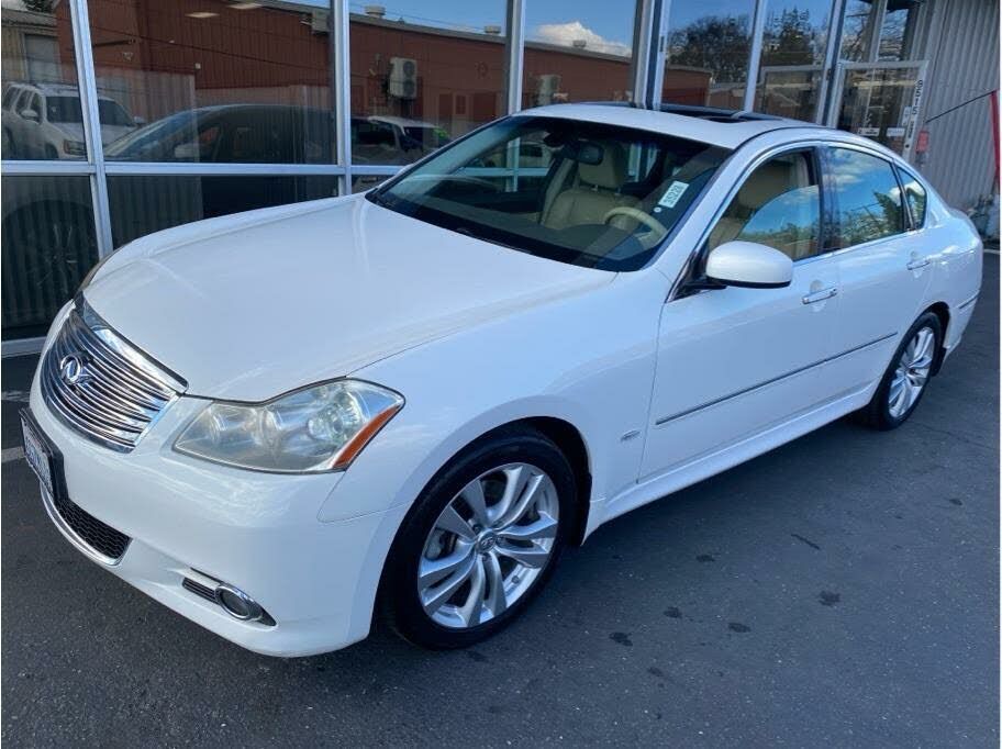 Infiniti M35
