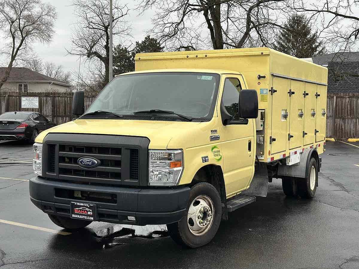 2019 FORD E-450