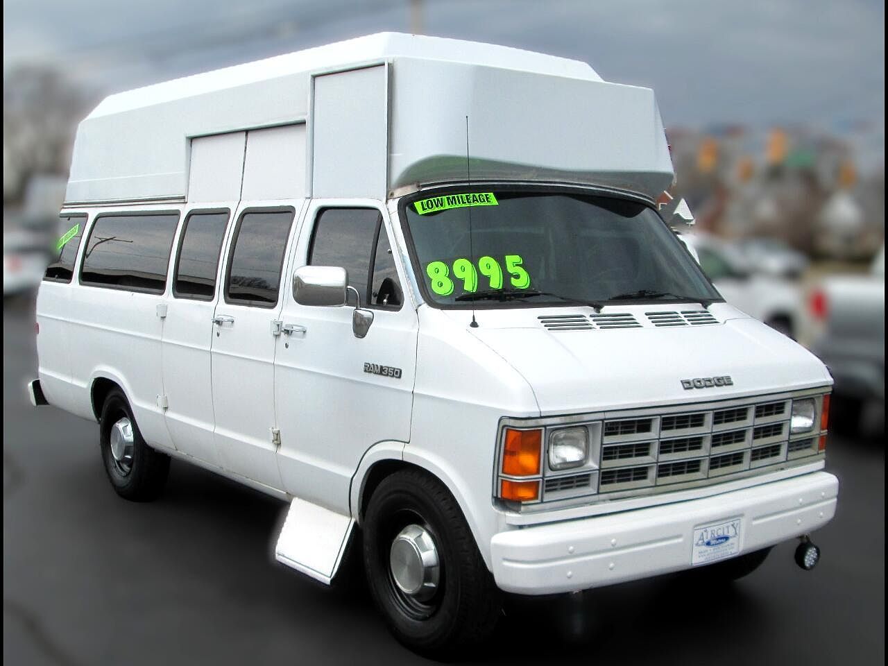 Dodge Ram Van