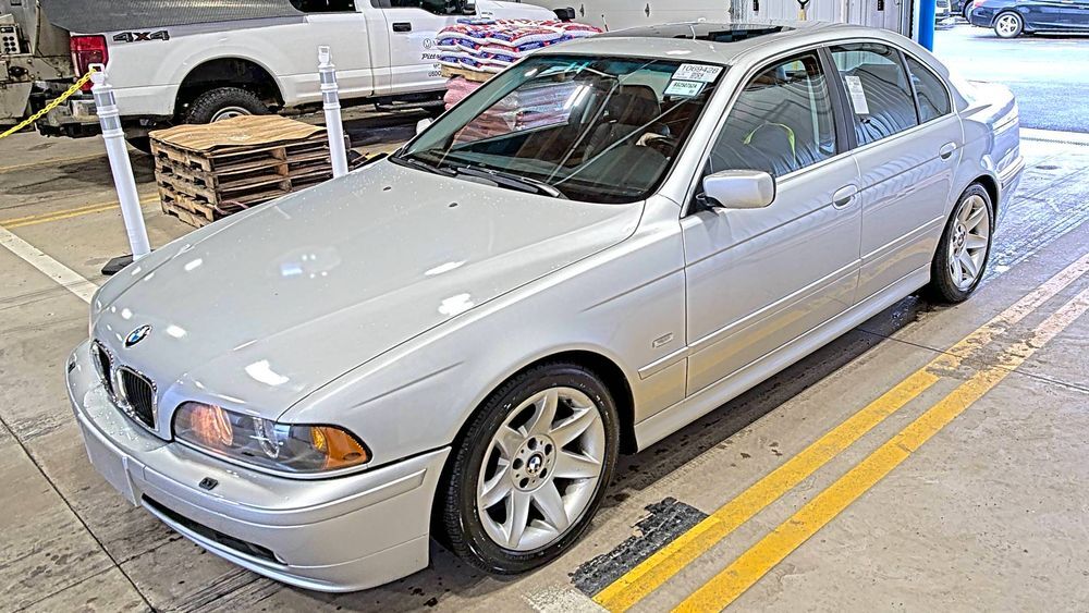 BMW 525iA