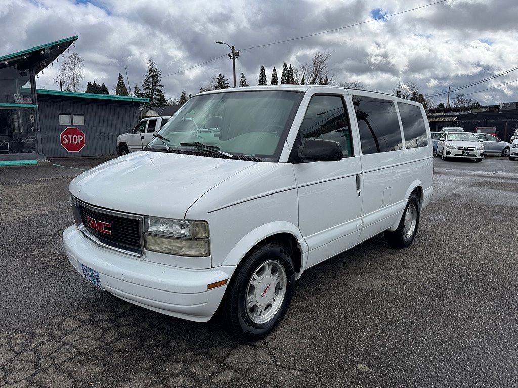GMC Safari