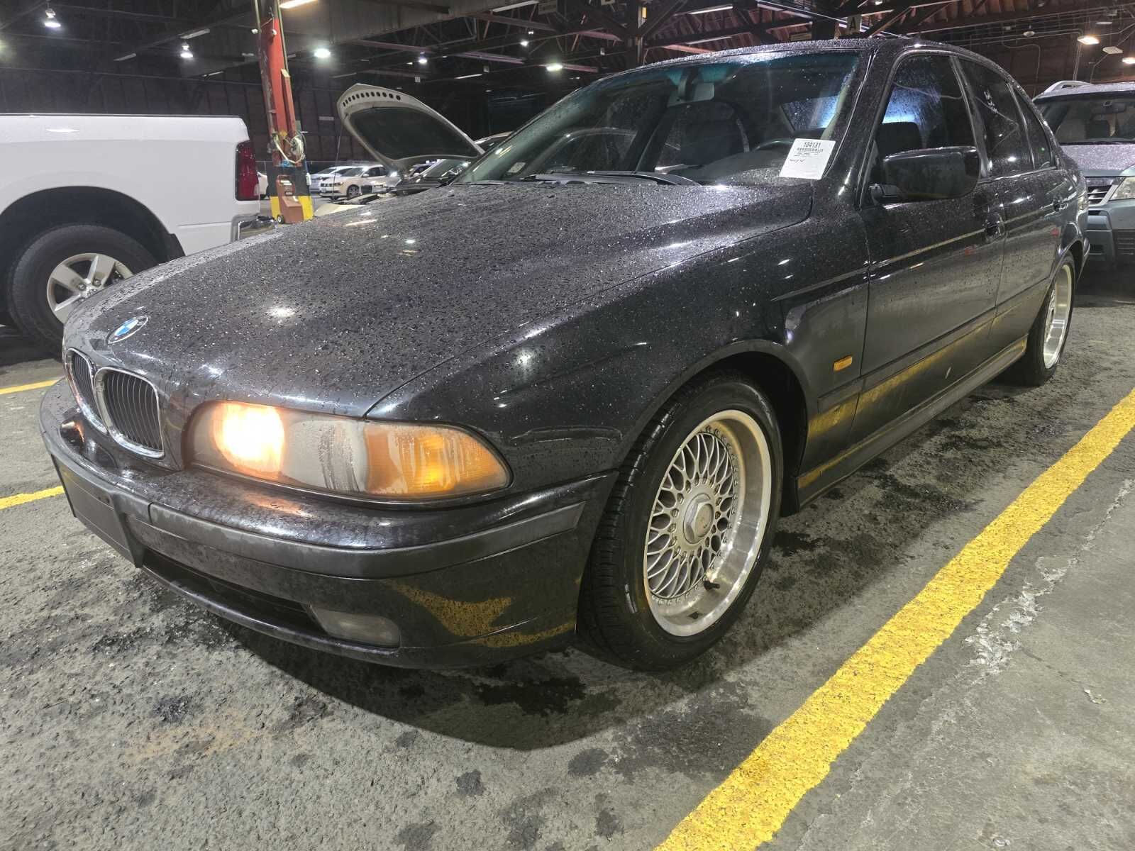 BMW 528i