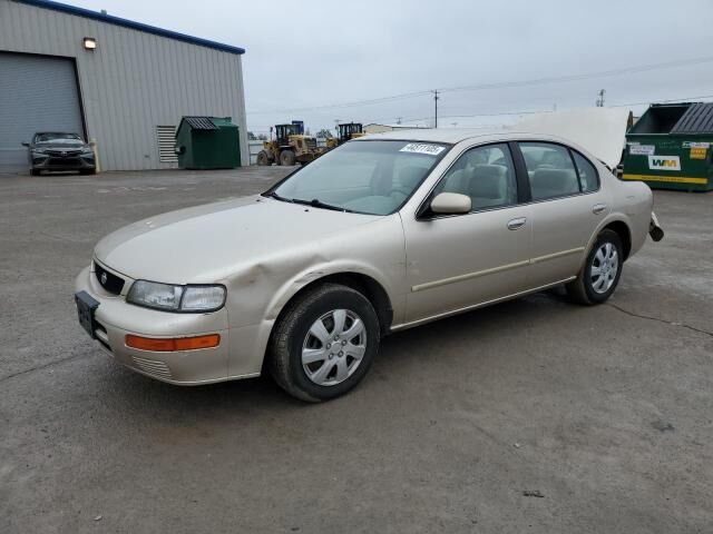 Nissan Maxima