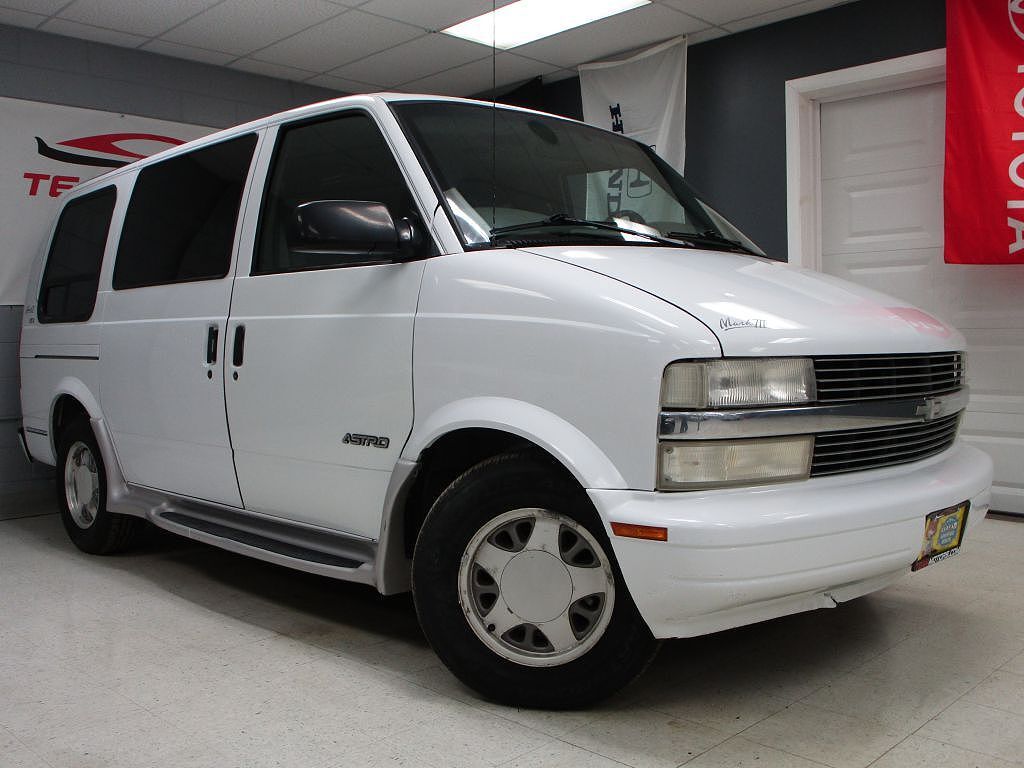 Chevrolet Astro Van