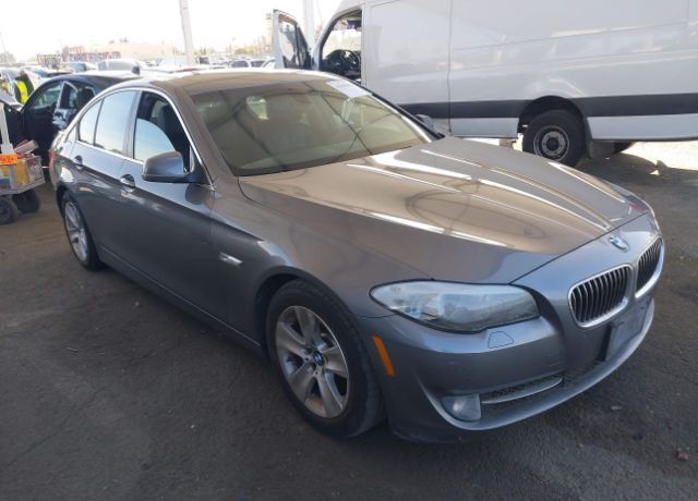 BMW 528i