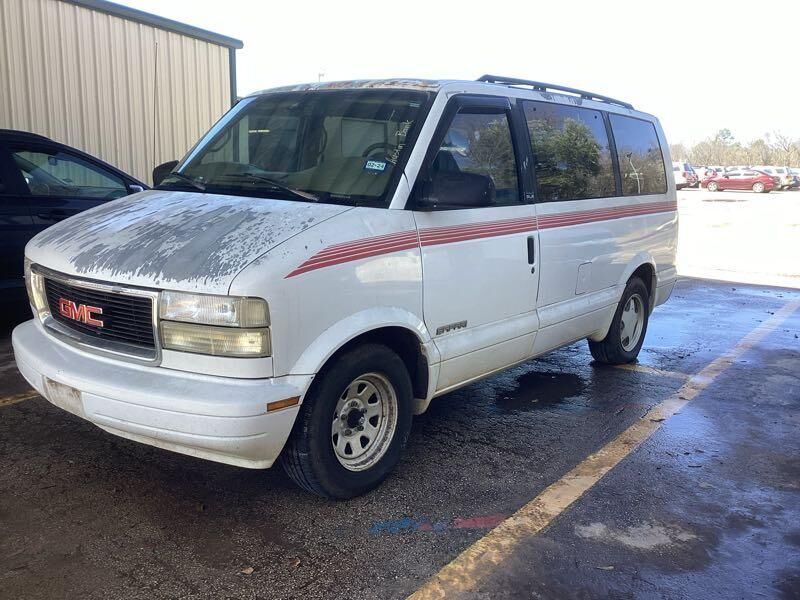 GMC Safari