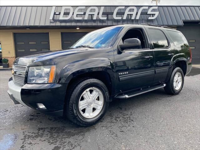 2011 CHEVROLET Tahoe