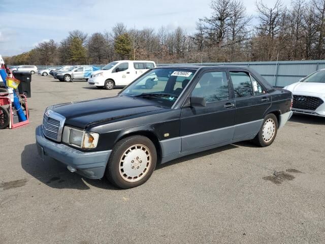 Mercedes-Benz 190