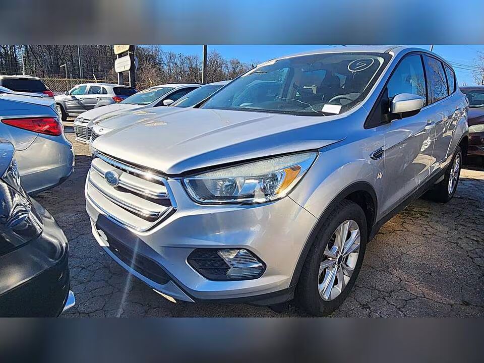 2017 FORD Escape