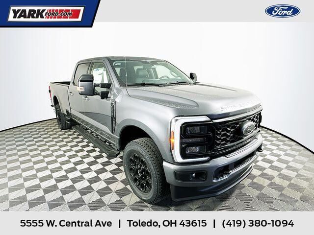2025 FORD F-250