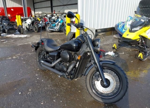 Honda VT750 (Shadow Phantom)