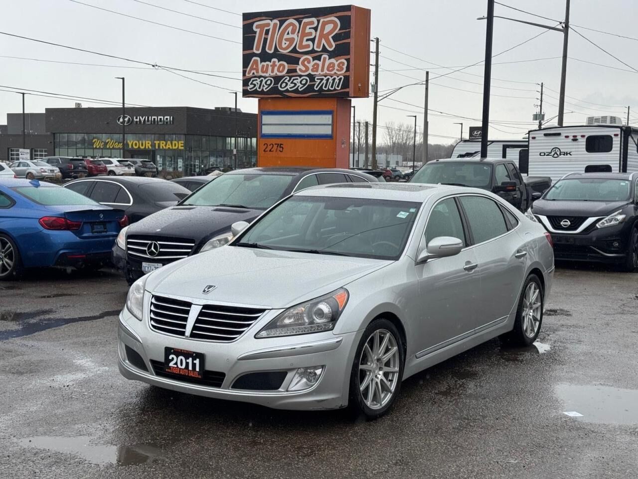 Hyundai Equus