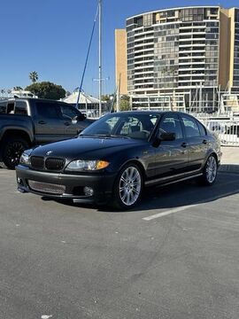 BMW 330i